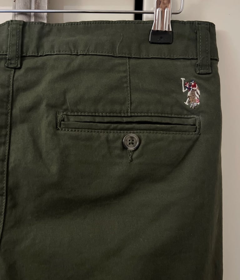 image for Cool looking U.S. Polo Assn men's regular fit khaki classic chinos trousers 