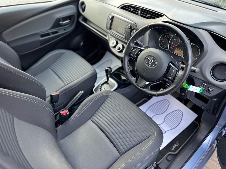 2016 Toyota Yaris 1.33 Dual VVT-i Design Multidrive S Euro 6 5dr HATCHBACK Petrol Automatic