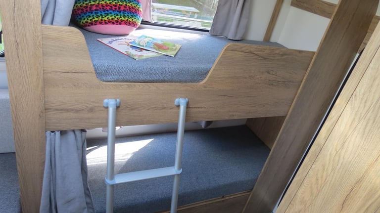 Freedom Wayfarer Quad - Small family caravan for four with bathroom