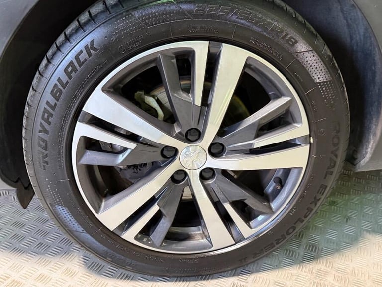 2023 Peugeot 5008 1.5 Bluehdi Allure Suv 5dr Diesel Eat Euro 6 (s/s) (130 Ps) HATCHBACK Diesel Au...