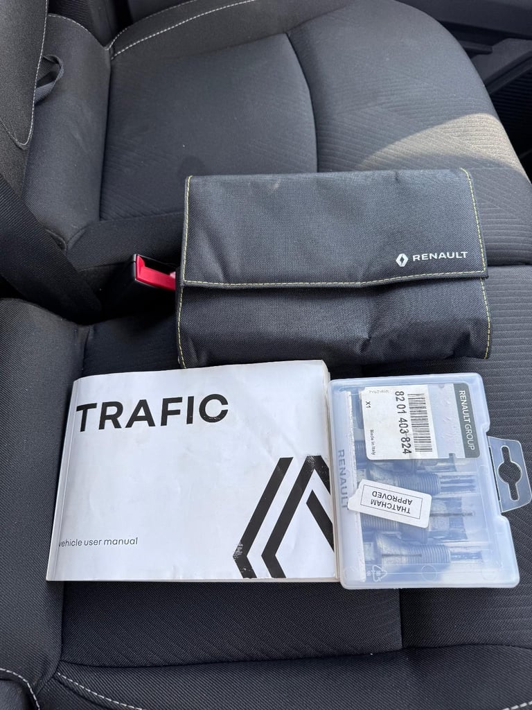 2022 Renault Trafic 2.0 DCI Sport 150BHP LL30 LWB. Same as Nissan Primastar. 