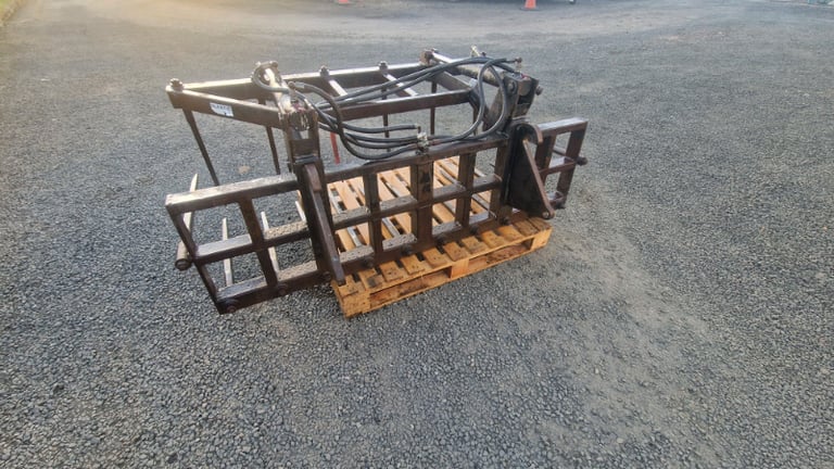 Tractor front loader 6ft slewtic dung muck grab with faucheux brackets