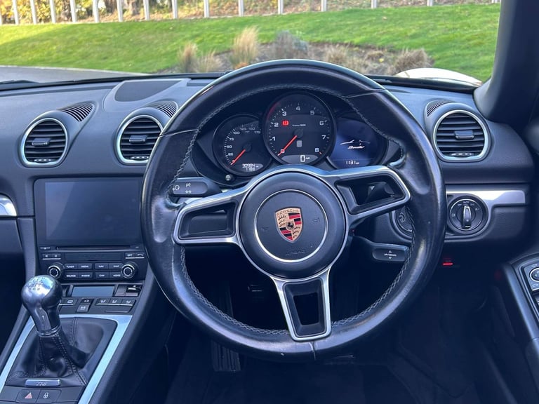 2017 Porsche Boxster 2.0 2dr CONVERTIBLE PETROL Manual