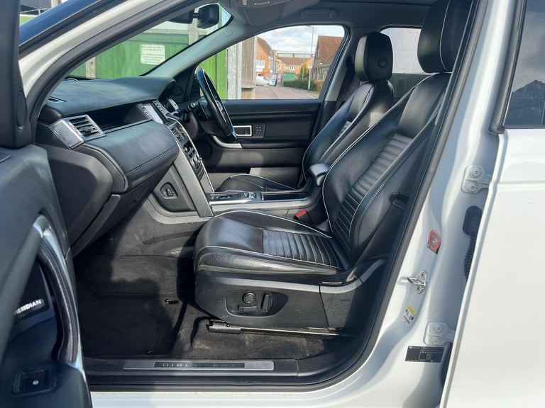 2017 Land Rover Discovery Sport 2.0 TD4 HSE Dynamic Lux Auto 4WD Euro 6 (s/s) 5dr ESTATE Diesel A...