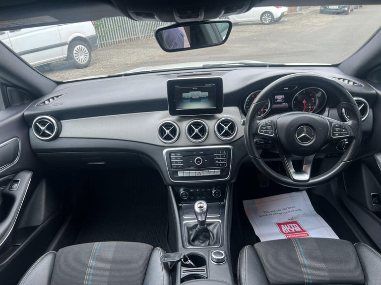 MERCEDES-BENZ CLA 2.1 CLA200d Sport 2017