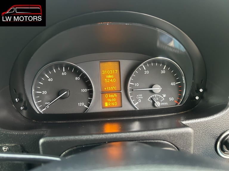 MERCEDES BENZ SPRINTER 519 CDI DIRECT EX AMBULANCE SERIVICS 2017 17 REG EURO 6
