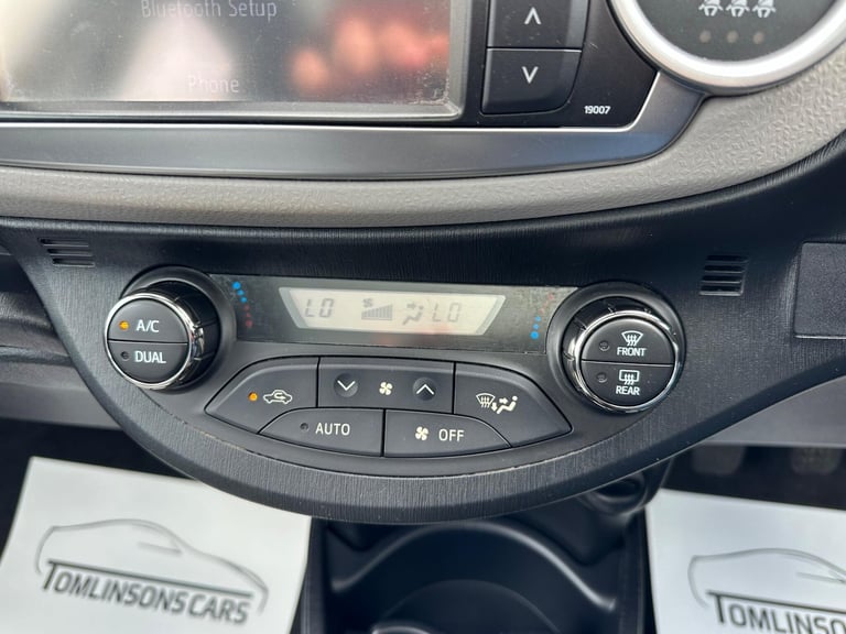 2011 Toyota Yaris 1.33 Dual VVT-i T Spirit Euro 5 5dr HATCHBACK Petrol Manual