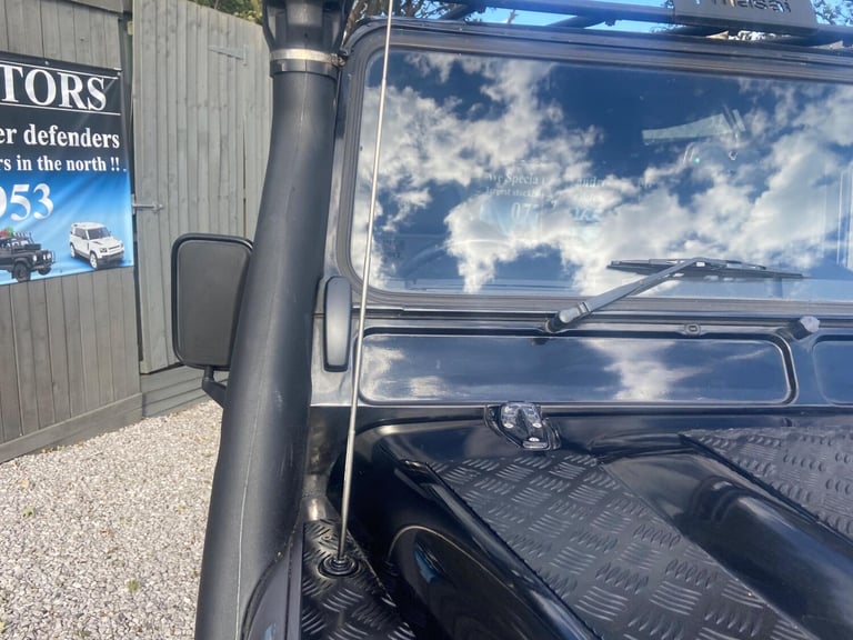 2012 Land Rover Defender Hard Top TDCi [2.2] PANEL VAN DIESEL Manual