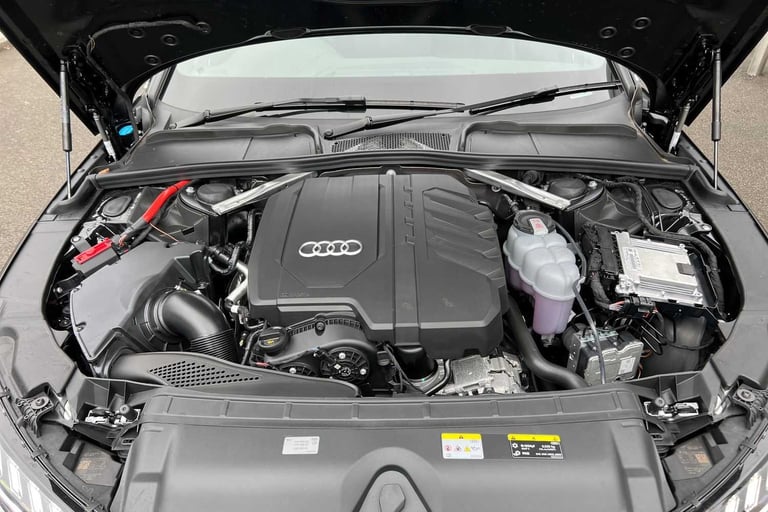 2024 Audi A4 35 TFSI S Line 4dr S Tronic Saloon Petrol Automatic