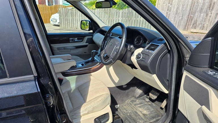 Land Rover, RANGE ROVER SPORT, Estate, 2010, Semi-Auto, 2993 (cc), 5 doors