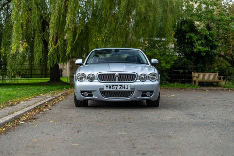 2007 Jaguar XJ XJ 2.7 TDVi Sovereign 4dr Auto SALOON DIESEL Automatic