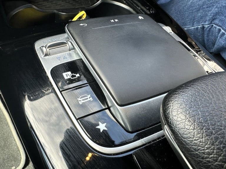 2019 69 MERCEDES-BENZ CLA 2.0 CLA220 AMG LINE (PREMIUM) COUPE 4DR PETROL 7G-DCT 