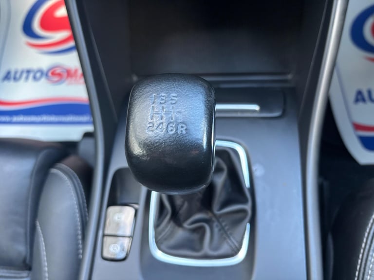 2019 Volvo XC40 1.5 T3 Momentum Pro Euro 6 (s/s) 5dr ESTATE Petrol Manual