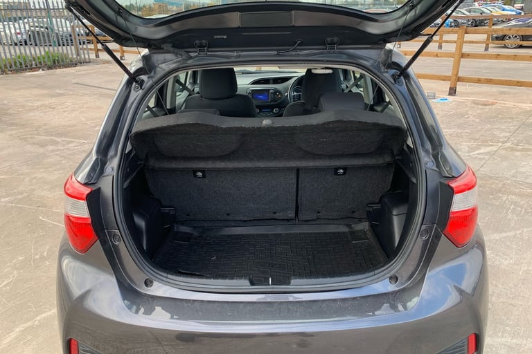 2018 Toyota Yaris 1.5 Hybrid Icon Tech 5dr CVT Hatchback PETROL/ELECTRIC Automatic