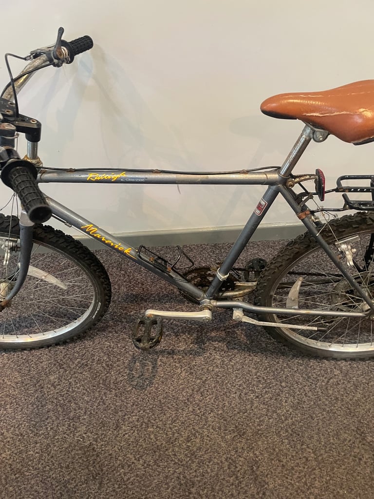 vintage 1980’s  Raleigh Maverick bike