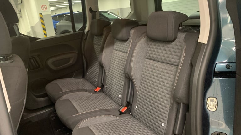 2024 Peugeot Rifter 52kWh GT Standard MPV 5dr Electric Auto (7.4kW Charger) (136 ps) MPV Electric...