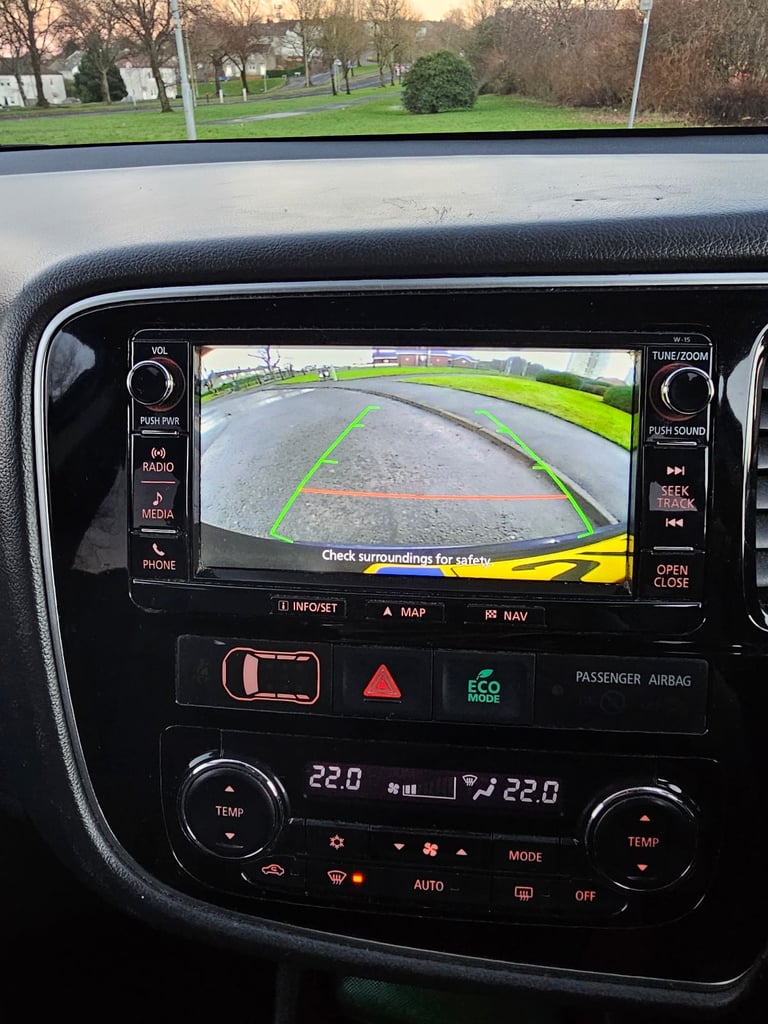 Mitsubishi, OUTLANDER, Estate, 2016, Other, 2268 (cc), 5 doors