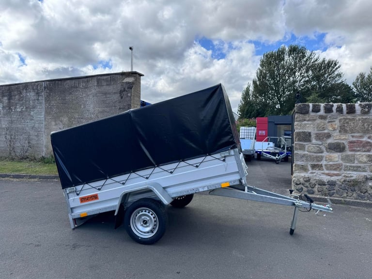 BRAND NEW 7,7ft X 4,2ft SINGLE AXLE TRAILER WITH FRAME,COVER AND RAMP