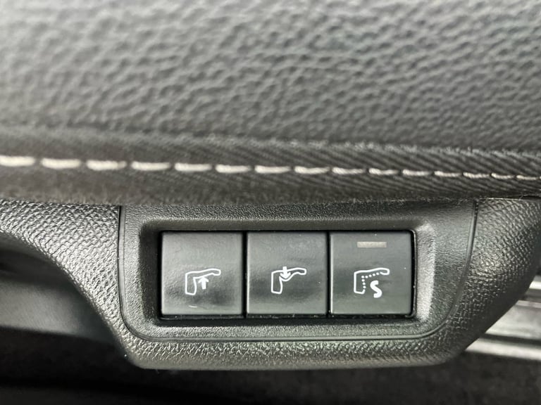 2023 Vauxhall Mokka 100kW Ultimate 50kWh 5dr Auto SUV ELECTRIC Automatic