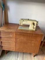 Bernina sewing machine 