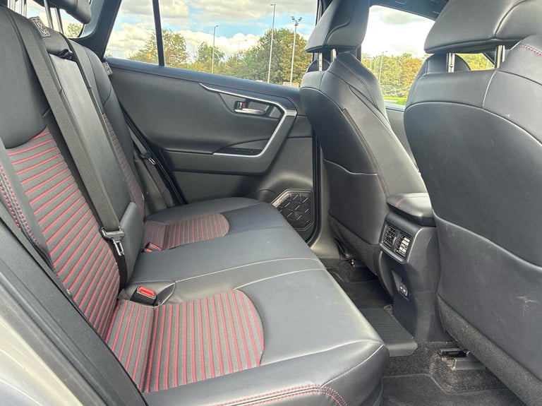 2023 Toyota RAV4 2.5 PHEV Dynamic 5dr CVT ESTATE PETROL/ELECTRIC Automatic