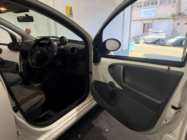 2011 Citroen C1 1.0i VTR+ Euro 5 5dr HATCHBACK Petrol Manual