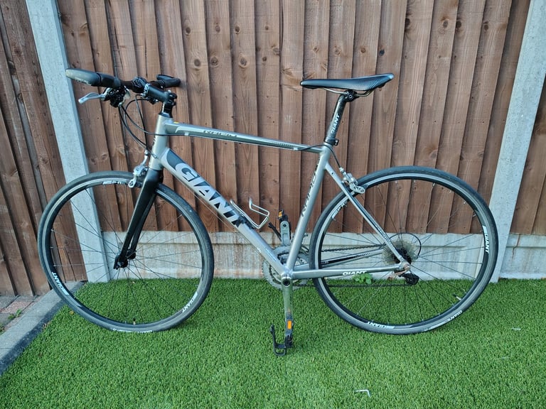 image for Giant Rapid 1 Road Bike Unisex Flat Bar Bicycle Mens Womens Ladies