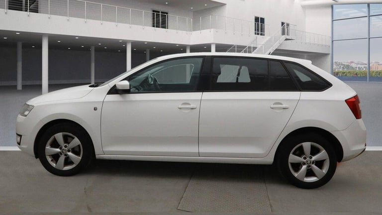 2014 Skoda Rapid Spaceback 1.2 TSI 105 SE 5dr HATCHBACK PETROL Manual