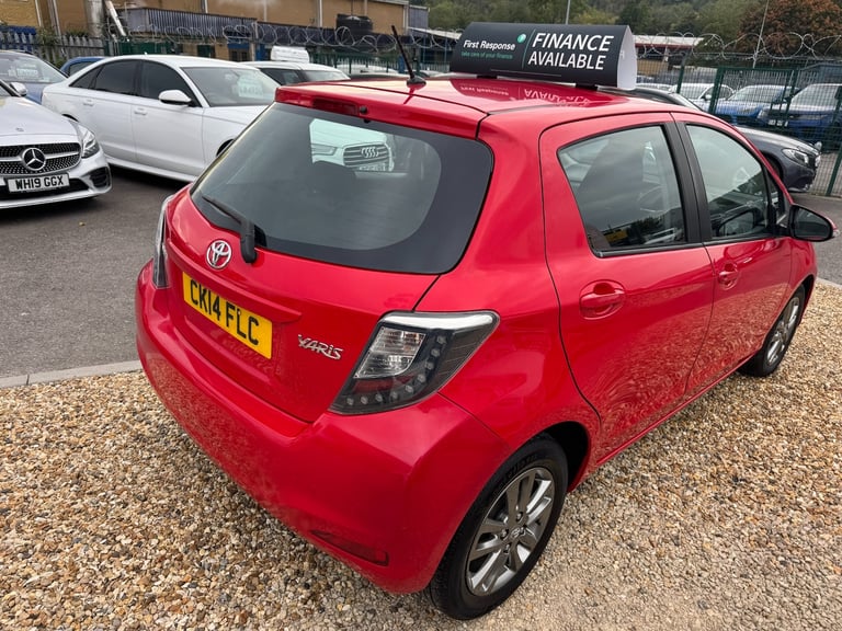 2014 Toyota Yaris 1.33 VVT-i Icon+ 5dr HATCHBACK Petrol Manual