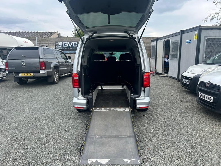 2018 Volkswagen Caddy Maxi Life 2.0 TDI 5dr MPV Diesel Manual