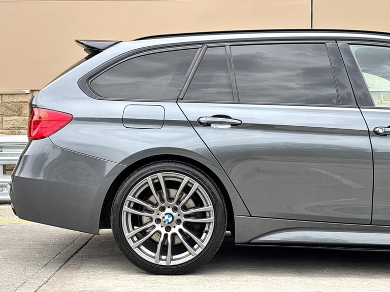 2013 BMW 3 Series 3.0 330d M Sport Touring Auto xDrive Euro 5 (s/s) 5dr ESTATE Diesel Automatic