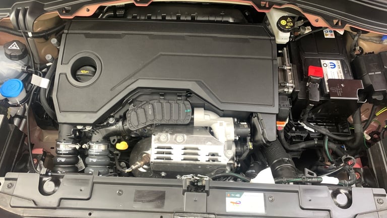 2025 Citroen C3 1.2 Turbo PLUS Hatchback 5dr Petrol Manual Euro 6 (s/s) (100 ps) Hatchback Petrol...