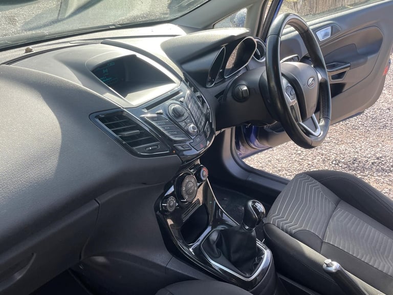2014 Ford Fiesta 1.25 Zetec Euro 5 3dr HATCHBACK Petrol Manual