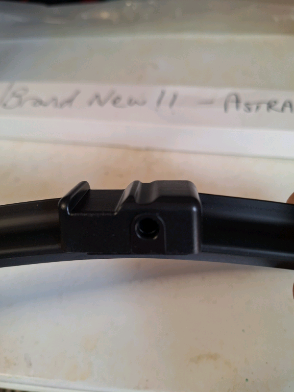 Astra H drivers side window wiper Brand new!!