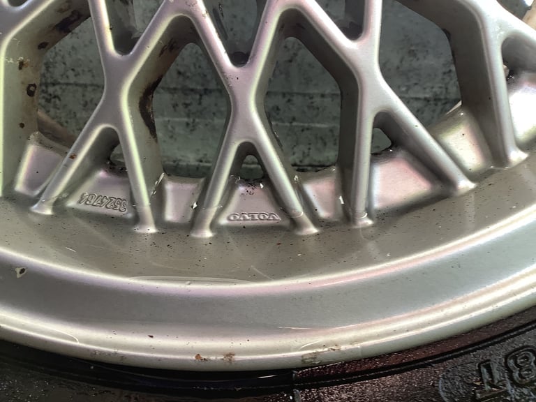 Volvo 240 TORSLANDA original alloy wheels