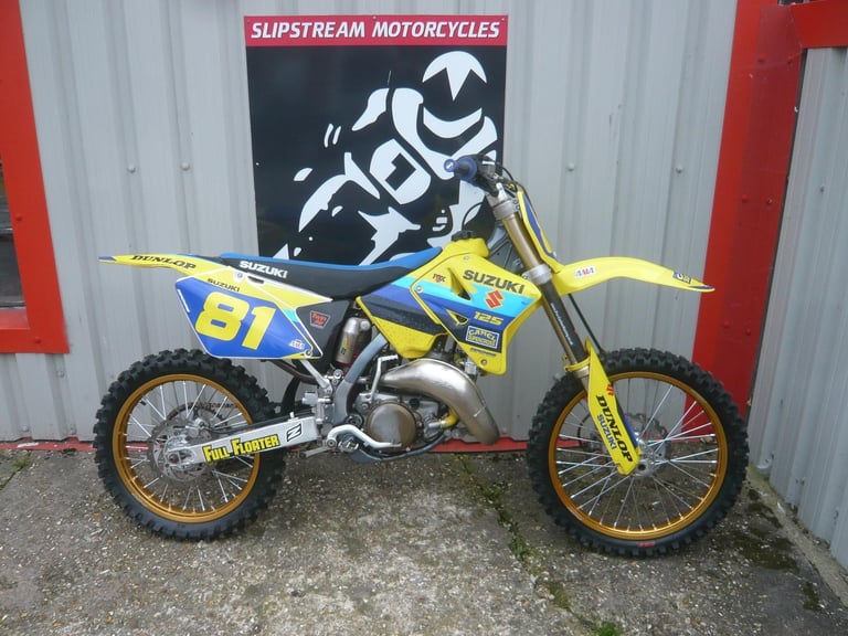 Suzuki RM 125 ULTRA EVO MOTOCROSS BIKE MX 250 DIRT ENDURO CLASSIC CR YZ 450 SX R