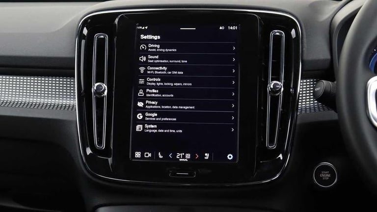 2025 Volvo XC40 Black Edition Ultra B3 Mild hybrid Petrol Automatic SUV Hybrid Automatic