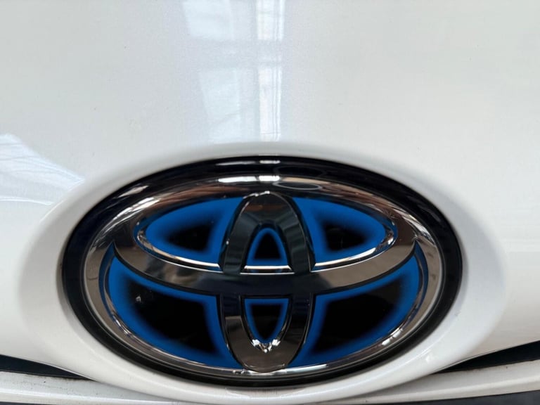 TOYOTA PRIUS 1.8 VVT-h Business Edition 1970