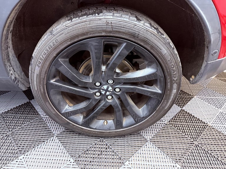 2017 Land Rover Discovery Sport 2.0 TD4 HSE Luxury Auto 4WD Euro 6 (s/s) 5dr ESTATE Diesel Automatic