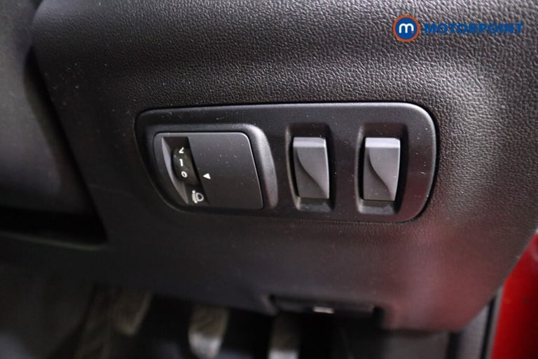 2019 Renault Kadjar 1.3 TCE Iconic 5dr HATCHBACK PETROL Manual