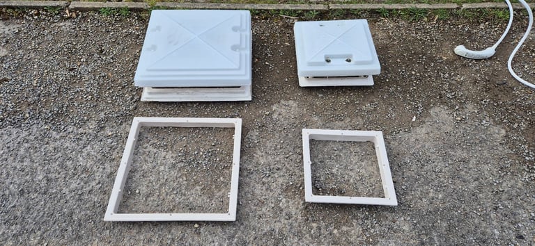 Skylights for camper caravan motorhome boat 400x400 and 280x280mm.