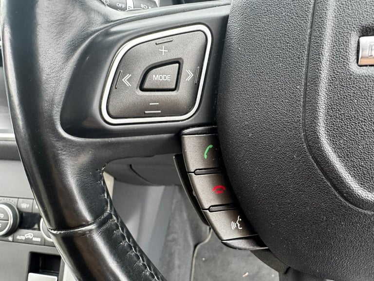 2017 Land Rover Range Rover Evoque 2.0 TD4 SE Tech Auto 4WD Euro 6 (s/s) 5dr ESTATE Diesel Automatic