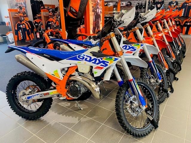 KTM 300 EXC SIX DAYS, 2026 MODEL, IN STOCK NOW 03/11/25