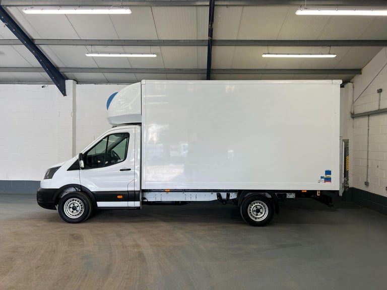 2023 Ford Transit 2.0 350 EcoBlue Leader FWD L4 Euro 6 (s/s) 2dr Luton Diesel Manual