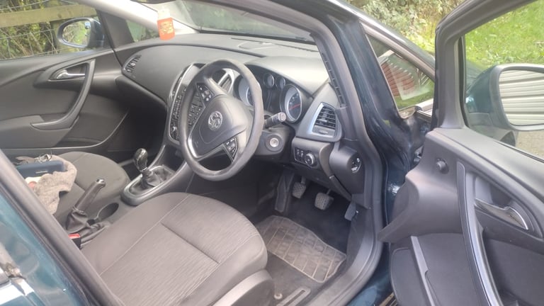 2015 Vauxhall ASTRA diesel Estate 1.6 Cdti eco flex 