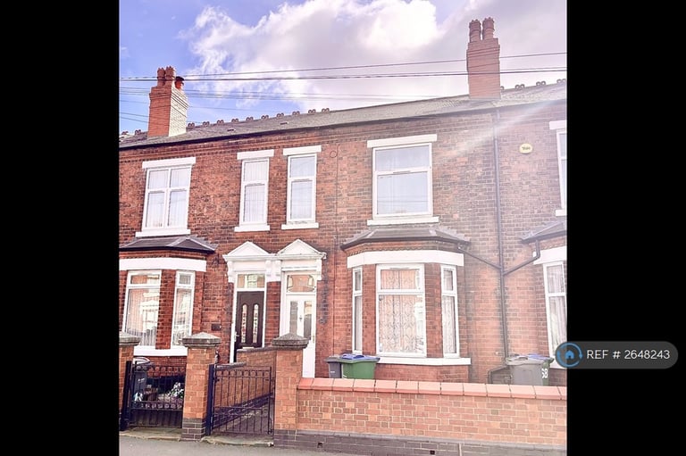 image for 3 bedroom house in Bromford Lane, West Bromwich, B70 (3 bed) (#2648243)