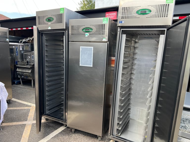 HIGH QUALITY FREEZER OR FRIDGE FOSTER BAKERY CHICKEN SHOP CATERING COMMERCIAL SHOP