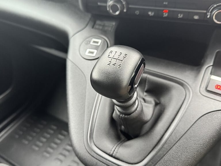 2024 Peugeot Partner Hdi 100ps 1000 Professional Euro 6 with Air Con, Cruise &amp; Rear Sensors P...