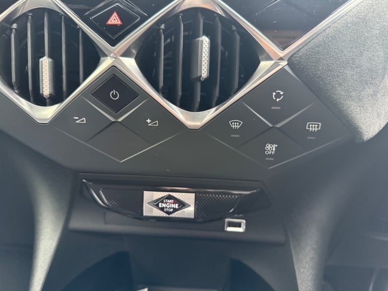 Ds Ds 3 1.2 PureTech 130 Performance Line 5dr EAT8 Petrol