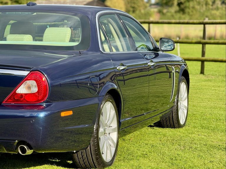 2009 Jaguar XJ 2.7 TDV6 Executive X358